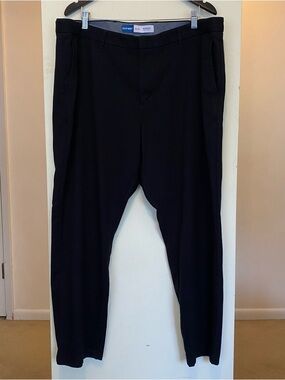Old Navy Mens Athletic Taper Built In Flex Chino Black Dress Pants Size 42x30